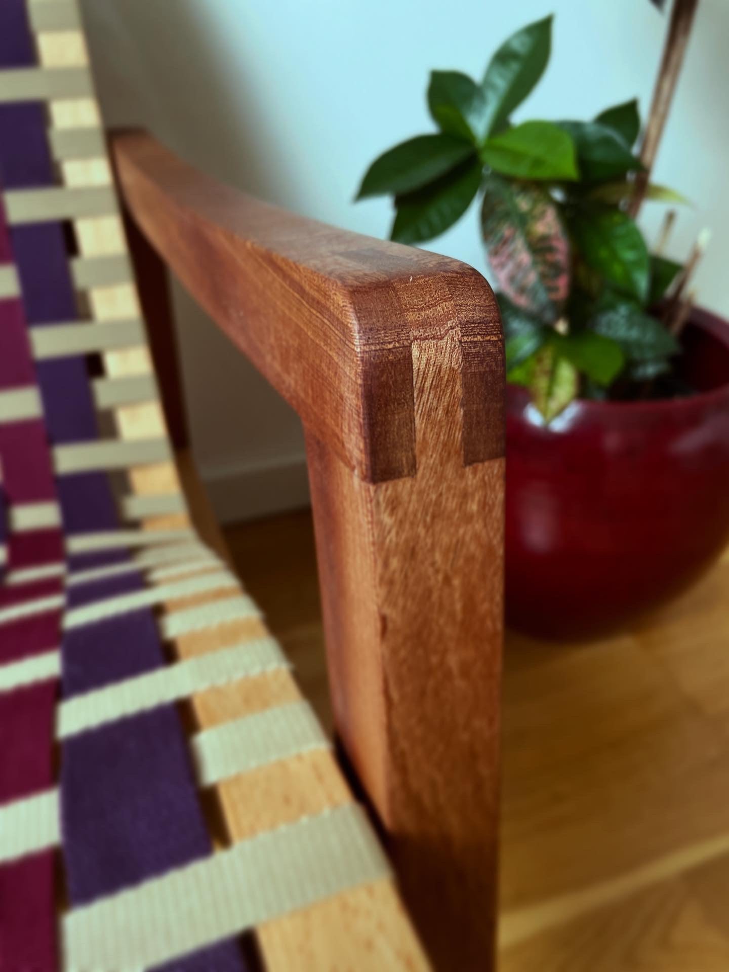 Design Lounge Chair van Mahonie – Modern Scandinavisch Meubel
